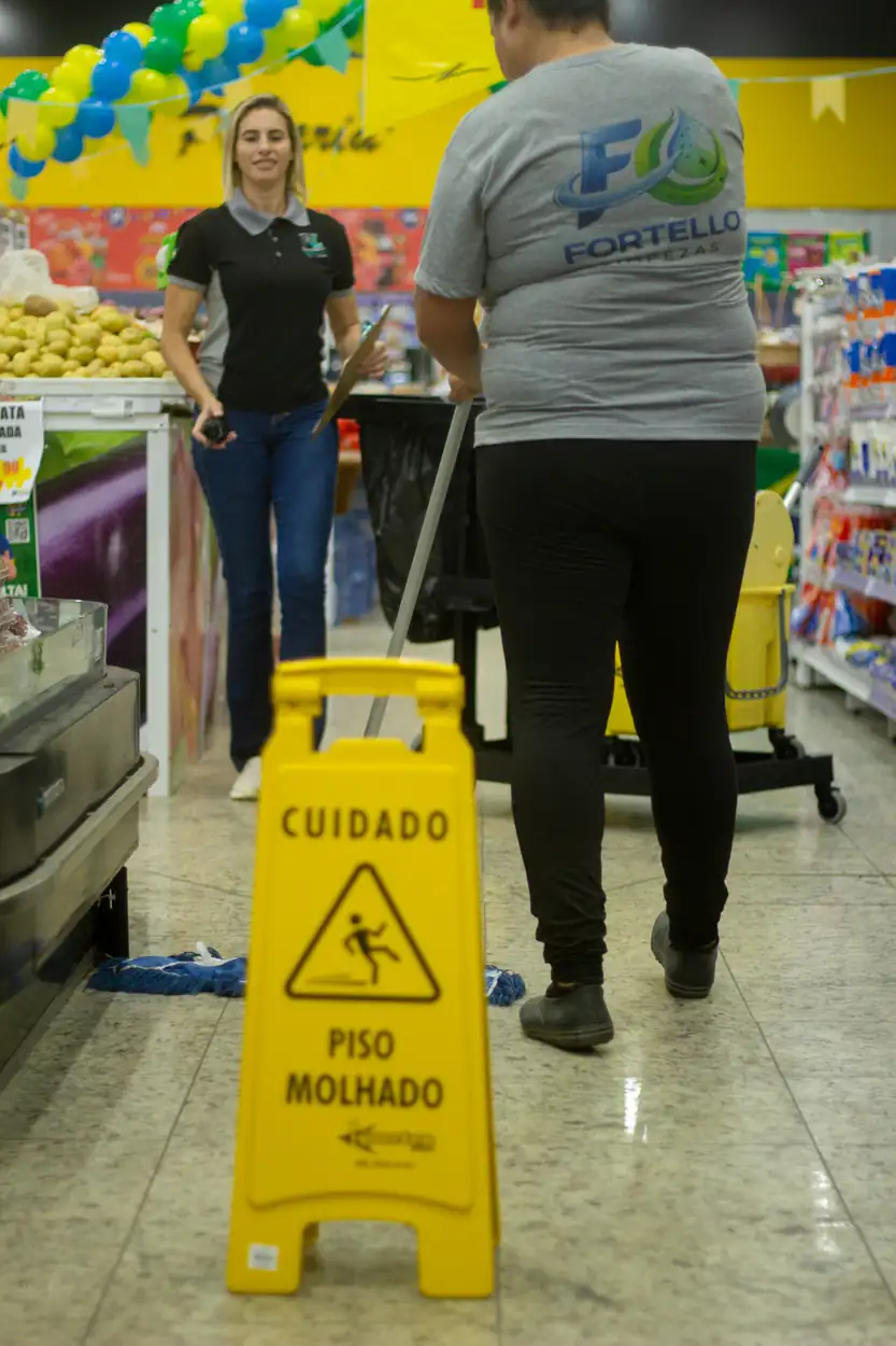 Serviço da Fortello em ambiente comercial